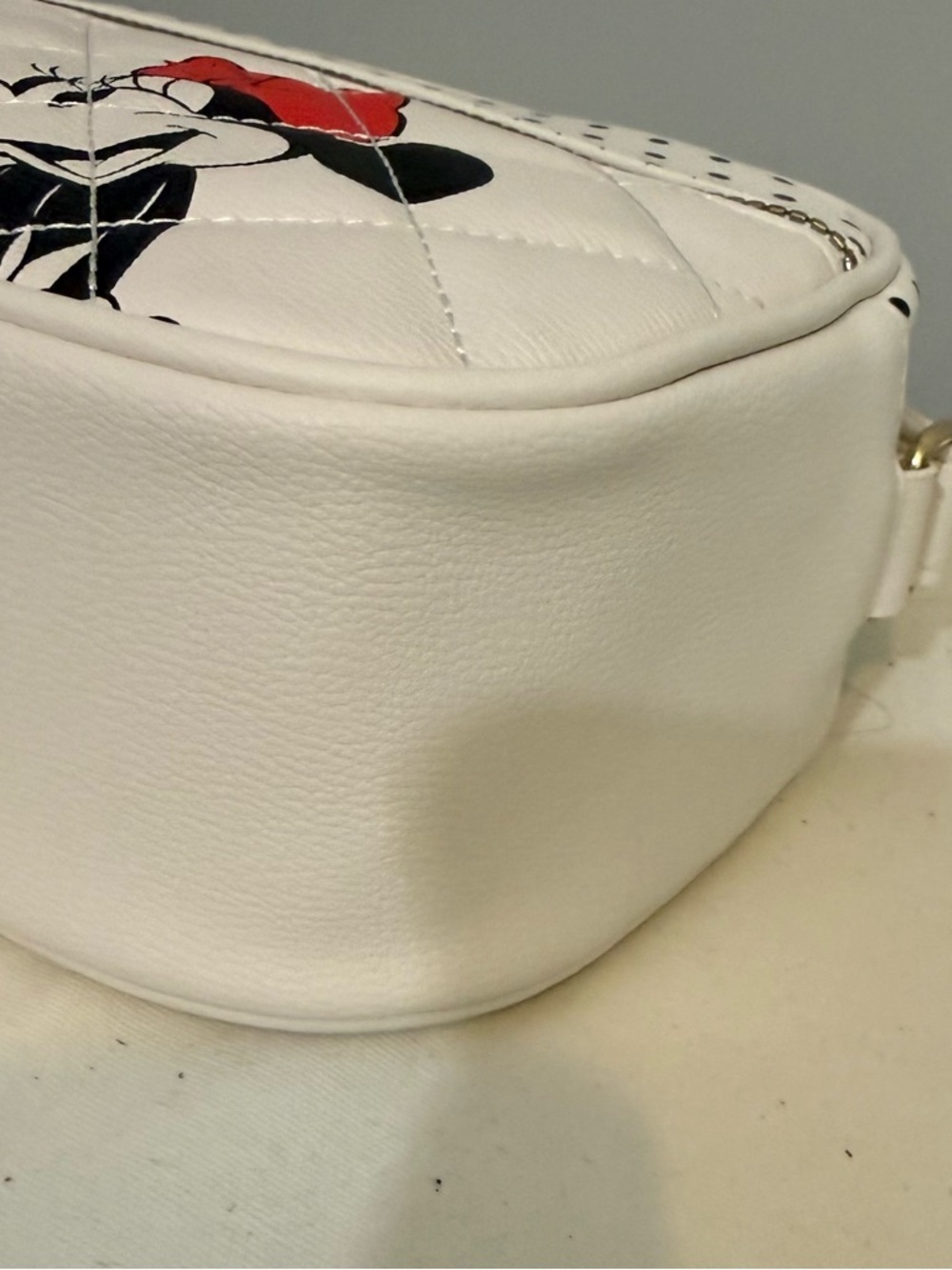 Disney Minnie Mouse at Primark Cream Crossbody Bag - Picture 11 of 16